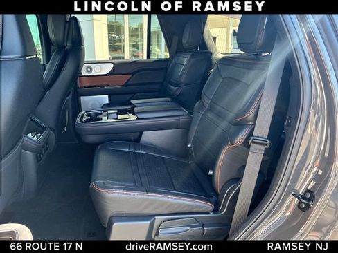 Used 2024 Lincoln Navigator Black Label AWD/4WD image 23