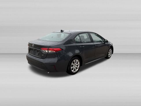 Used 2024 Toyota Corolla LE FWD image 6