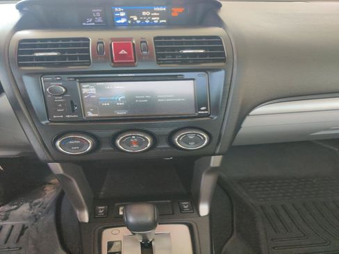 Used 2014 Subaru Forester 2.5i Limited AWD/4WD image 11