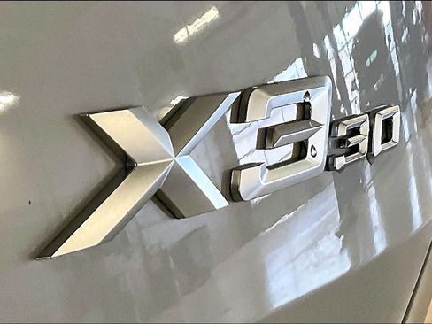 New 2026 BMW X3 xDrive30i w/ Premium Package AWD/4WD image 15