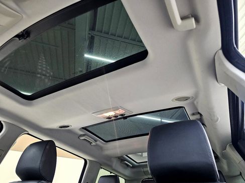 Used 2016 Land Rover LR4 HSE LUX image 39