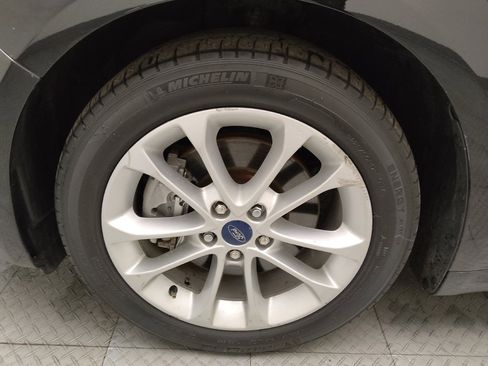 Used 2019 Ford Fusion Energi Titanium image 31