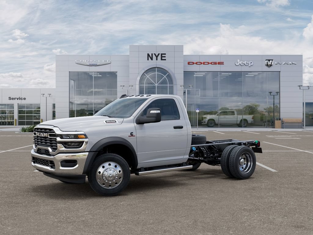 New 2026 RAM 4500 Tradesman AWD/4WD image 2
