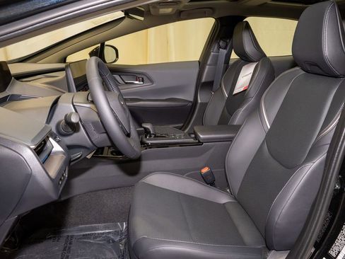 Used 2026 Toyota Prius XLE image 11