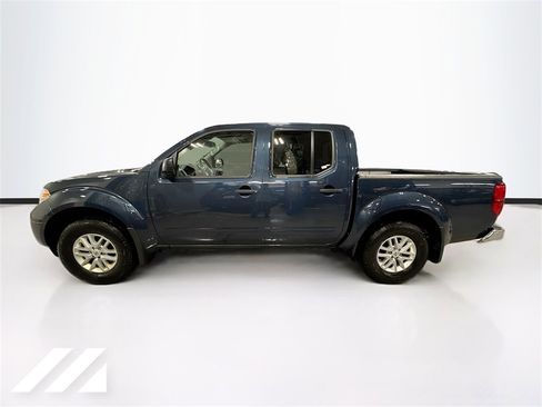 Used 2019 Nissan Frontier SV w/ Value Truck Package image 8