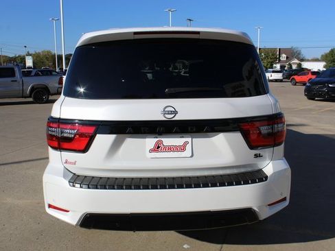 Used 2024 Nissan Armada SL w/ Midnight Edition Package image 4