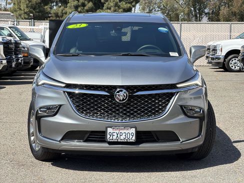 Used 2023 Buick Enclave Avenir w/ Avenir Technology Package FWD image 2