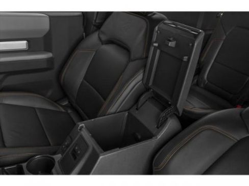 Used 2022 Ford Bronco Badlands image 14