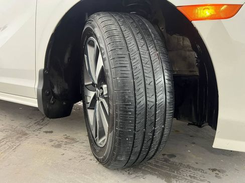 Used 2022 Honda Odyssey Touring image 31