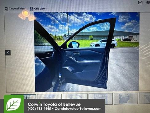 Used 2025 Nissan Rogue SV FWD image 9