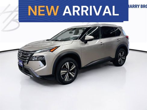 Used 2024 Nissan Rogue SL AWD/4WD image 1