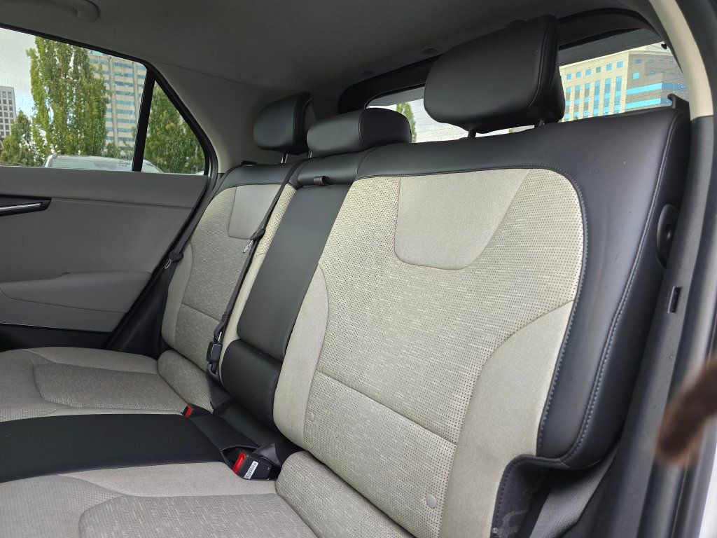 Certified 2023 Kia Niro Wave w/ Wave Preserve Package FWD image 19