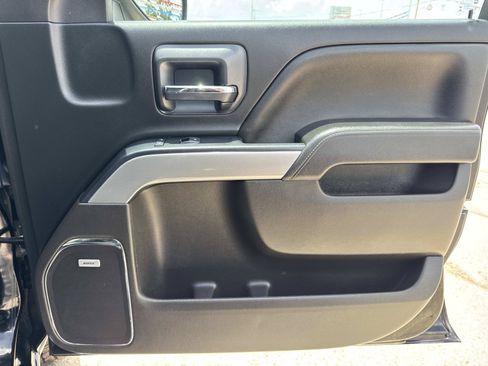 Used 2017 Chevrolet Silverado 1500 LTZ Z71 w/ LTZ Plus Package AWD/4WD image 13