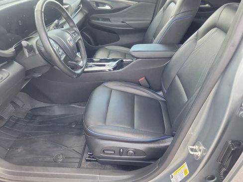 Used 2024 Buick Envista Sport Touring w/ Convenience I Package FWD image 11