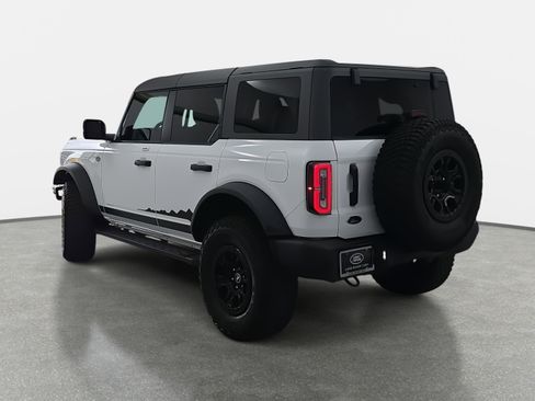 Used 2023 Ford Bronco Wildtrak image 7