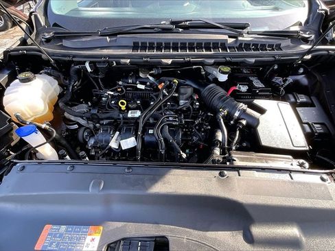 Used 2023 Ford Edge SEL w/ Convenience Package image 9