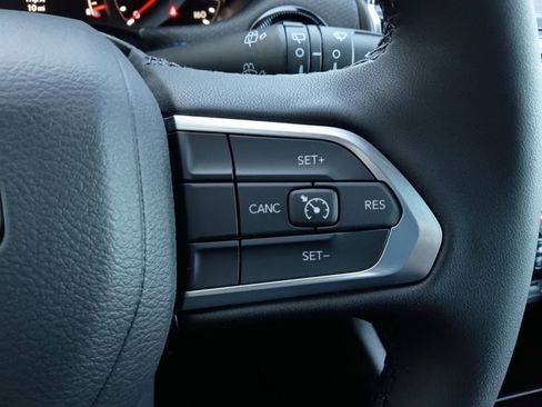 New 2026 Jeep Compass Latitude AWD/4WD image 25