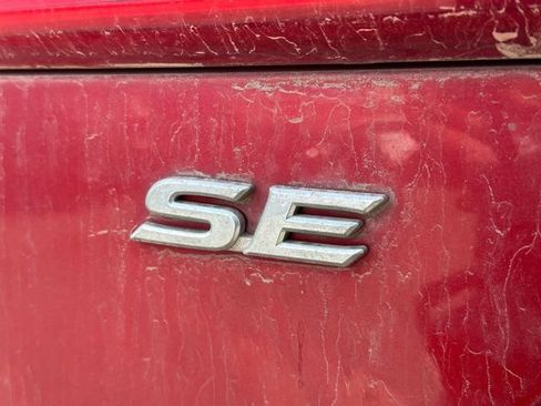 Used 2013 Toyota Camry SE FWD image 12