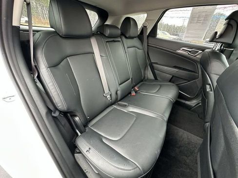 Used 2024 Kia Sportage EX image 26