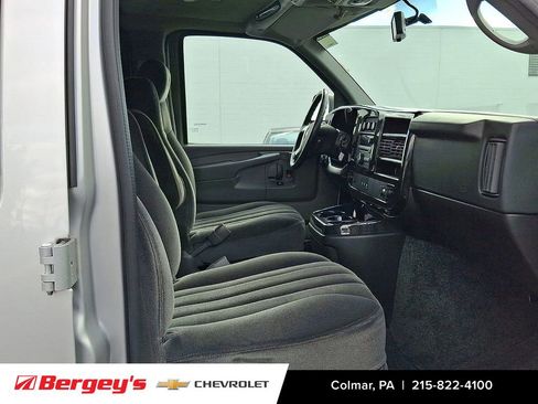 Used 2014 Chevrolet Express 1500 image 26