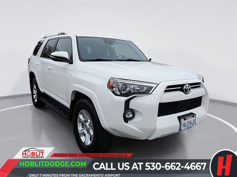 Used 2022 Toyota 4Runner SR5 Premium image 1