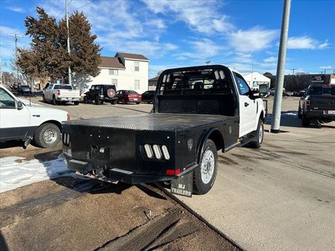 Used 2019 Ford F250 XL w/ STX Appearance Package image 4