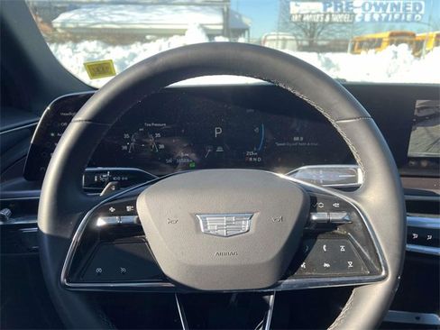 Used 2024 Cadillac Lyriq Tech image 27