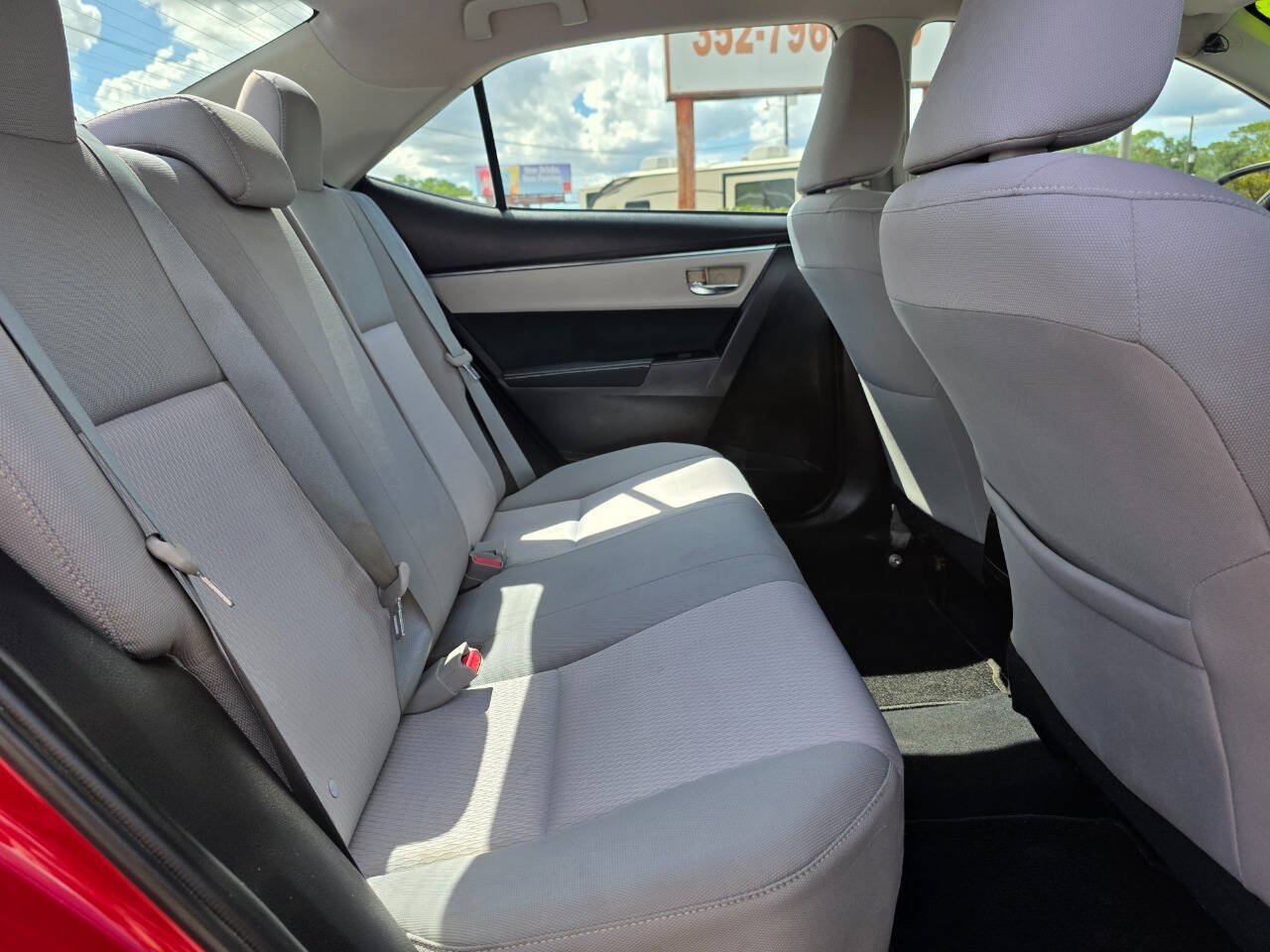 Used 2014 Toyota Corolla LE FWD image 12