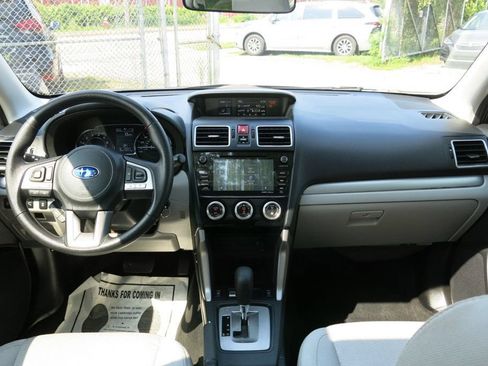 Used 2018 Subaru Forester 2.5i Premium AWD/4WD image 18