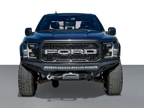 Used 2019 Ford F150 Raptor w/ Equipment Group 802A Luxury image 3