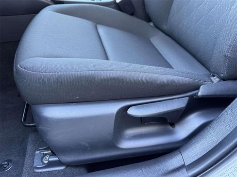 Used 2025 Toyota Corolla LE image 18