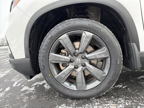 Used 2023 Honda Pilot Sport image 12