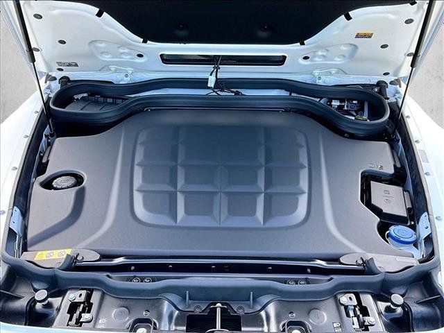New 2027 Mercedes-Benz G 580 e image 13