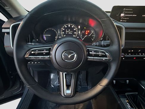 Used 2025 MAZDA CX-50 AWD 2.5 Hybrid w/ Premium Pkg image 18