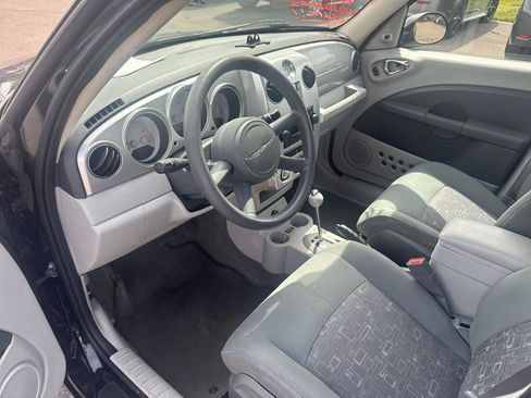 Used 2007 Chrysler PT Cruiser FWD image 9