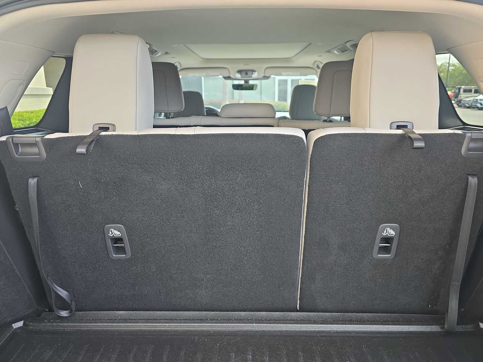 Certified 2026 INFINITI QX60 Luxe w/ Cargo Package FWD image 8