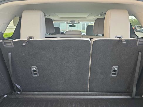 Certified 2026 INFINITI QX60 Luxe w/ Cargo Package FWD image 8