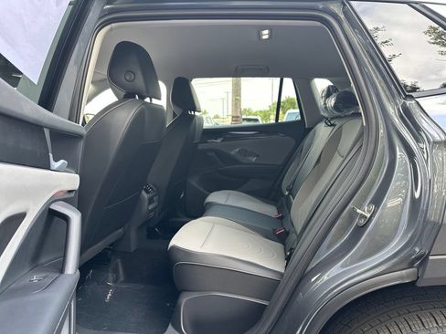 New 2026 Volkswagen Tiguan SE AWD/4WD image 18