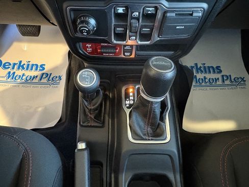 Used 2020 Jeep Gladiator Rubicon image 19