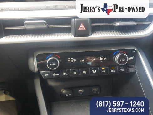 Used 2022 Kia K5 GT-Line w/ GT-Line FWD Premium Package image 12