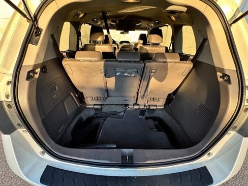 Used 2015 Honda Odyssey Touring Elite image 28
