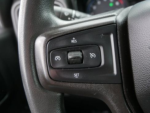 Used 2020 Chevrolet Silverado 1500 Custom w/ Trailering Package AWD/4WD image 18
