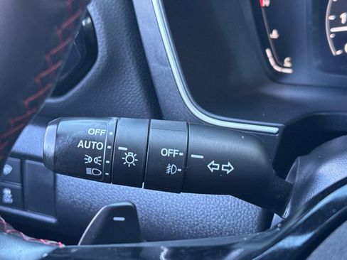 Used 2025 Honda Pilot Black Edition image 35
