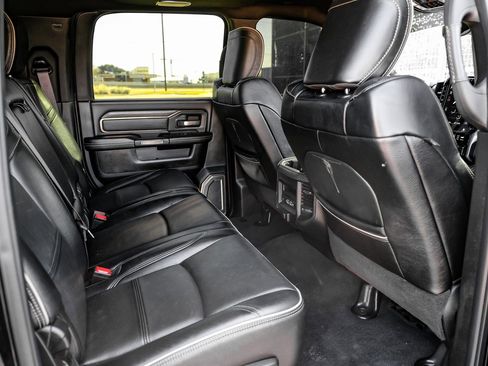 Used 2019 RAM 3500 Limited image 34