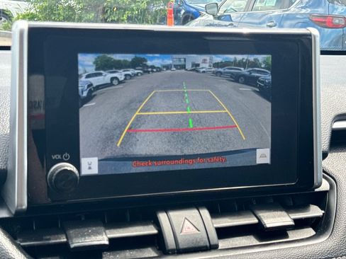 Used 2025 Toyota RAV4 XLE AWD/4WD image 24