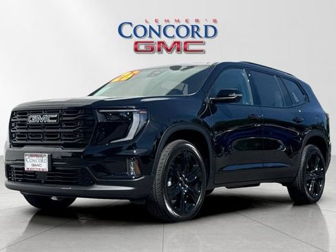 Used 2026 GMC Acadia Elevation w/ Black Edition FWD image 8