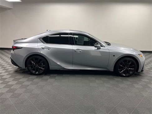 Certified 2024 Lexus IS 300 F Sport image 4