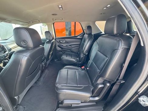 Used 2020 Chevrolet Traverse LT AWD/4WD image 13