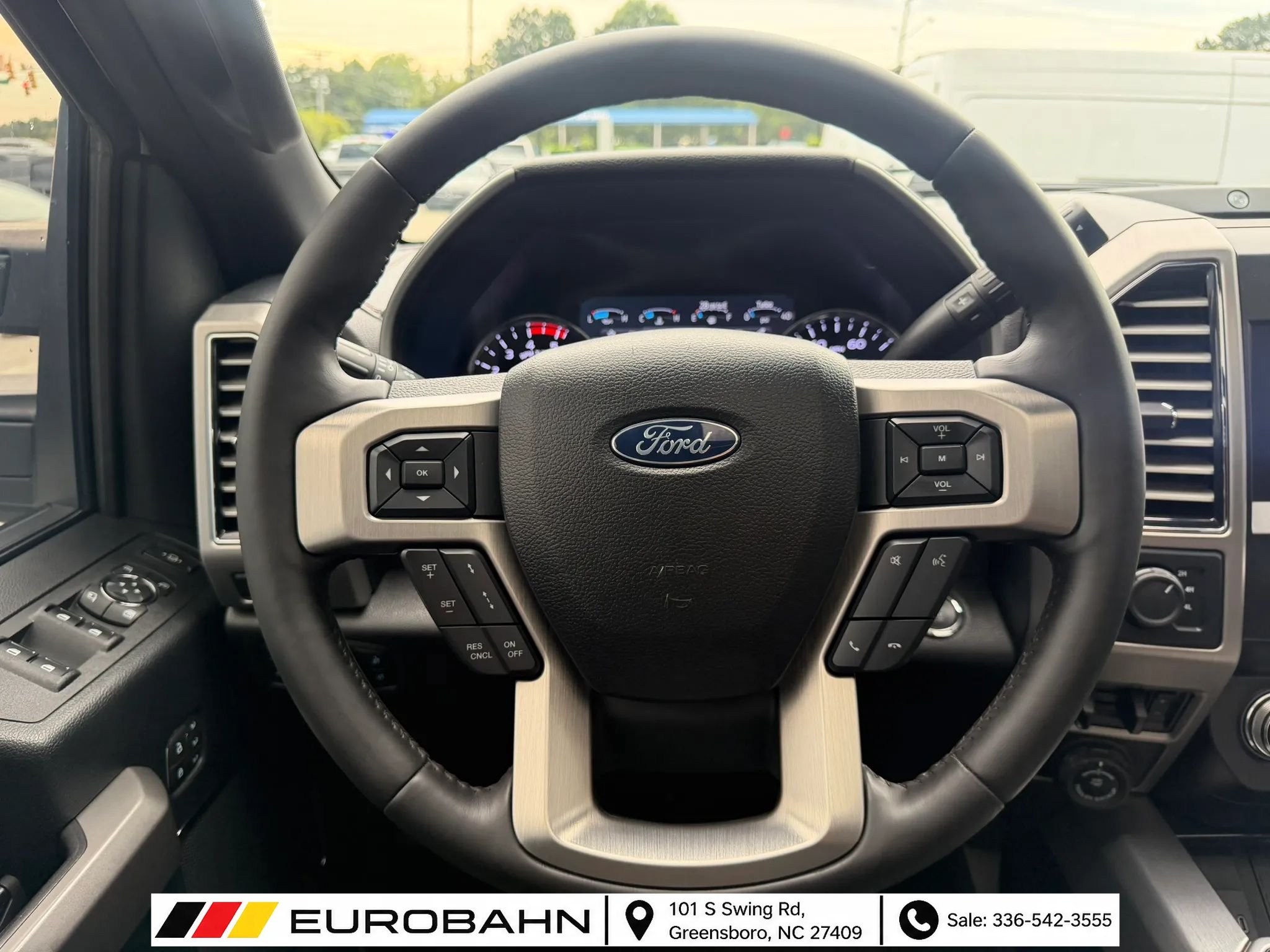 Used 2020 Ford F250 Platinum AWD/4WD image 11