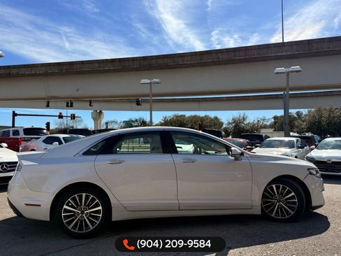 Used 2020 Lincoln MKZ Standard image 9